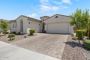 11547 N 170th Ln, Surprise, AZ 85388 - Photo 2