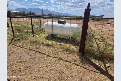 11002 E Highway 92 Highway, Hereford, AZ 85615 - Photo 32