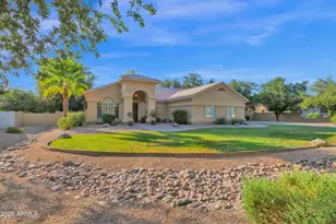 4420 E Millbrae Ln, Gilbert, AZ 85234 - Photo 2