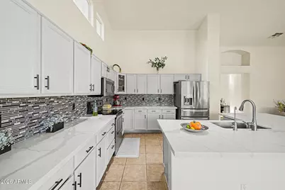8663 W Yukon Drive, Peoria, AZ 85382 - Photo 4