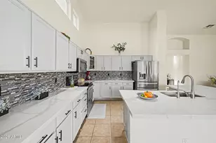 8663 W Yukon Dr, Peoria, AZ 85382 - Photo 4