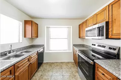 4545 N 67th Avenue #1108, Phoenix, AZ 85033 - Photo 6