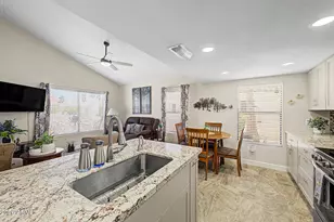 852 E Morningside Dr, Phoenix, AZ 85022 - Photo 10