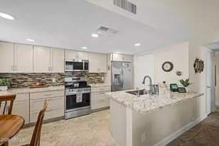 852 E Morningside Dr, Phoenix, AZ 85022 - Photo 8