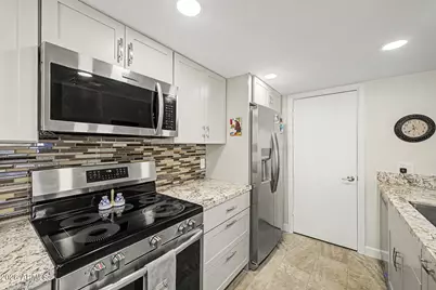 852 E Morningside Drive, Phoenix, AZ 85022 - Photo 8