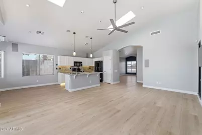 16404 S 46th Way, Phoenix, AZ 85048 - Photo 12