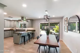 8145 N 1st Dr, Phoenix, AZ 85021 - Photo 10