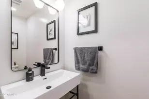 8145 N 1st Dr, Phoenix, AZ 85021 - Photo 24