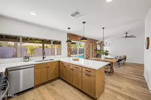556 W Kiva Ave, Mesa, AZ 85210 - Photo 14