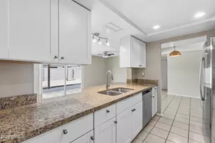 5620 W Hearn Rd, Glendale, AZ 85306 - Photo 4