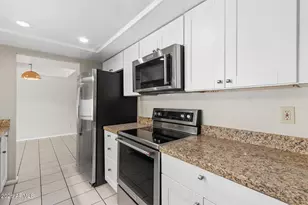 5620 W Hearn Rd, Glendale, AZ 85306 - Photo 24