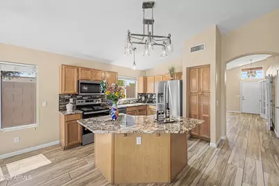 661 W Liberty Lane, Gilbert, AZ 85233 - Photo 4