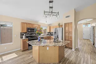 661 W Liberty Ln, Gilbert, AZ 85233 - Photo 4
