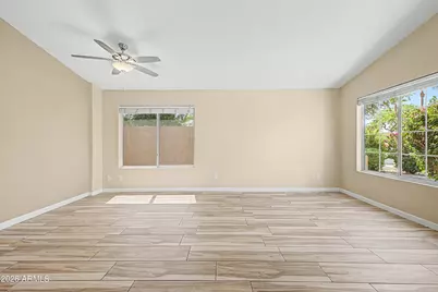 661 W Liberty Lane, Gilbert, AZ 85233 - Photo 8