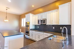 642 E Torrey Pines Pl, Chandler, AZ 85249 - Photo 10