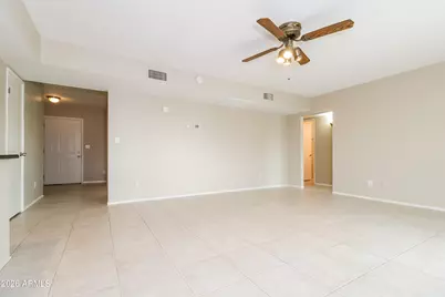 10624 N 47th Drive, Glendale, AZ 85304 - Photo 4