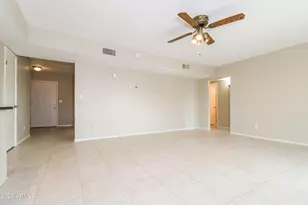 10624 N 47th Dr, Glendale, AZ 85304 - Photo 4