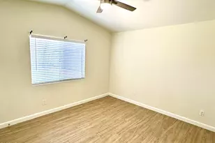 146 W Ivyglen St, Mesa, AZ 85201 - Photo 10