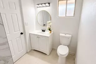 6736 W Vernon Ave, Phoenix, AZ 85035 - Photo 12