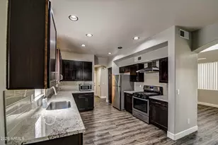 18613 N 35th St, Phoenix, AZ 85050 - Photo 2
