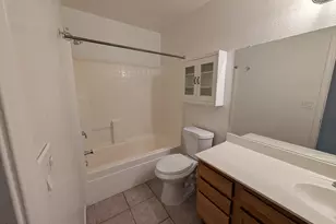8918 W Paradise Ln, Peoria, AZ 85382 - Photo 14