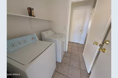 8918 W Paradise Lane, Peoria, AZ 85382 - Photo 18