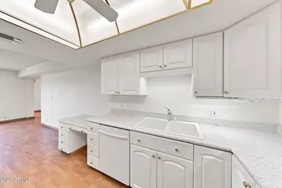 7820 E Camelback Road #311, Scottsdale, AZ 85251 - Photo 12