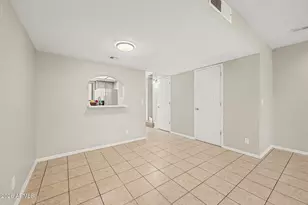 1323 S Hardy Dr, Tempe, AZ 85281 - Photo 10
