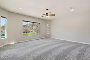 1328 W Cavedale Dr, Phoenix, AZ 85085 - Photo 4