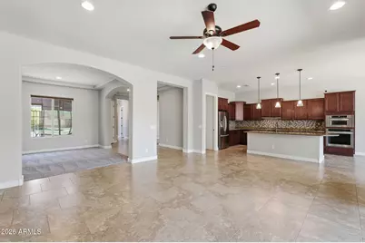 1328 W Cavedale Drive, Phoenix, AZ 85085 - Photo 2
