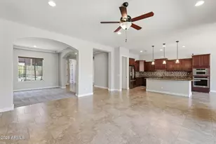 1328 W Cavedale Dr, Phoenix, AZ 85085 - Photo 2