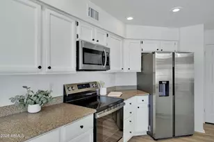 3509 E Verbena Dr, Phoenix, AZ 85044 - Photo 16