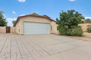 6328 W Ironwood Dr, Glendale, AZ 85302 - Photo 2