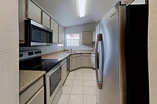 6328 W Ironwood Dr, Glendale, AZ 85302 - Photo 6