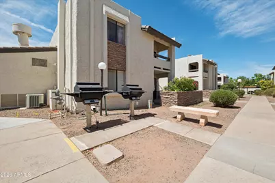 3825 E Camelback Road E #186, Phoenix, AZ 85018 - Photo 26