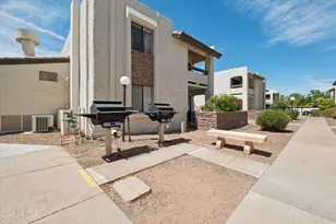 3825 E Camelback Road E, Phoenix, AZ 85018 - Photo 26