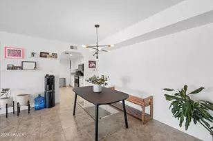 3825 E Camelback Road E, Phoenix, AZ 85018 - Photo 12