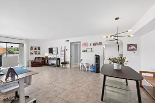 3825 E Camelback Road E, Phoenix, AZ 85018 - Photo 10