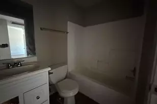 10206 W Devonshire Dr, Arizona City, AZ 85123 - Photo 6