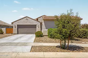 1194 E Meadowridge Dr, Casa Grande, AZ 85122 - Photo 2