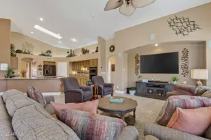 17812 N Becke Ln, Surprise, AZ 85374 - Photo 14