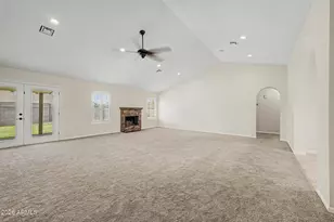 684 E Estrella Dr, Chandler, AZ 85225 - Photo 10
