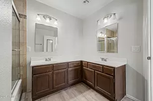 684 E Estrella Dr, Chandler, AZ 85225 - Photo 20