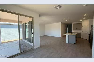 46916 W Reseda Lane, Maricopa, AZ 85139 - Photo 6