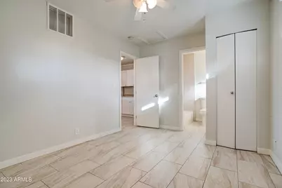 210 E Jones Avenue # 7, Phoenix, AZ 85040 - Photo 14