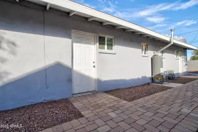 210 E Jones Avenue # 7, Phoenix, AZ 85040 - Photo 18