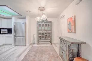 10410 N Cave Creek Rd, Phoenix, AZ 85020 - Photo 2