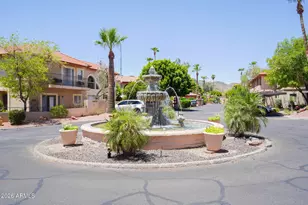 10410 N Cave Creek Rd, Phoenix, AZ 85020 - Photo 1