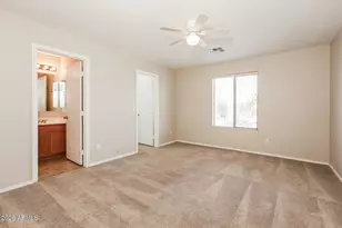 2281 E Meadow Chase Dr, San Tan Valley, AZ 85140 - Photo 10