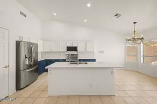 1320 E Cottonwood Ln, Phoenix, AZ 85048 - Photo 4